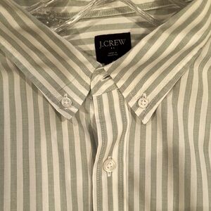 XL sage & white stripe dress shirt EUC